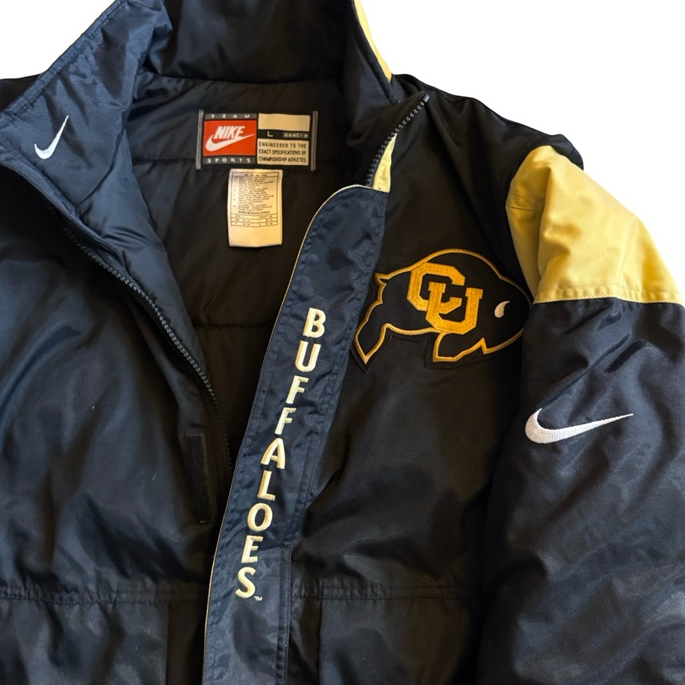 Vintage Nike Colorado Buffaloes Puffer Jacket – Size L (Removable Hood)
